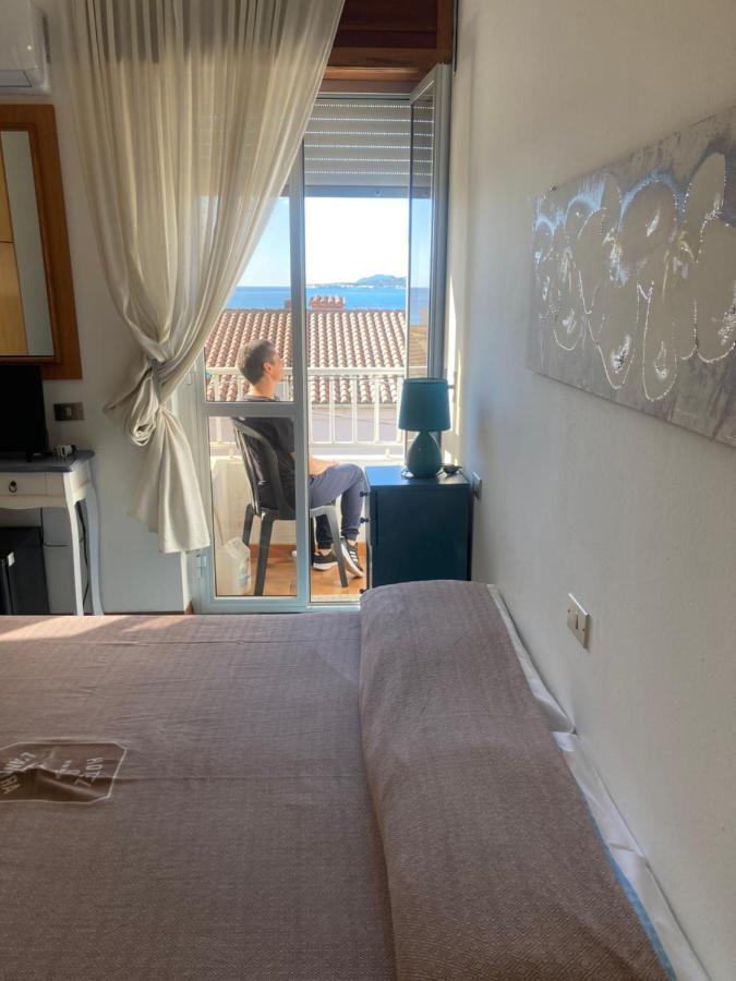 Hotel L'Ancora La Caletta Exteriör bild